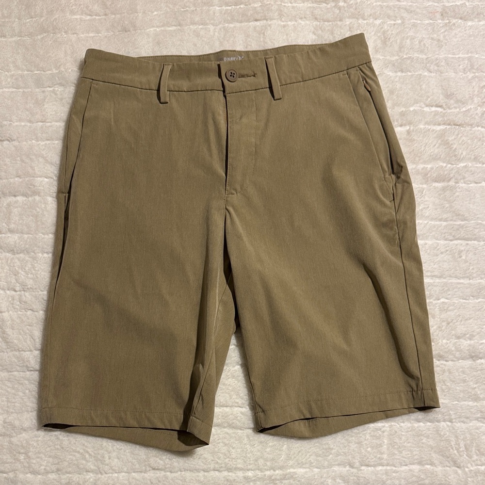 Old Navy Active Men's Tan Flat Front Shorts